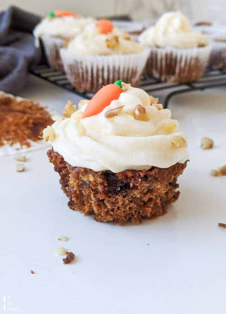 Vegan carrot cake cupcakes.