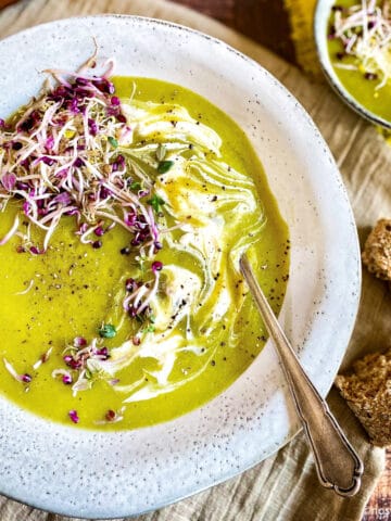 Bowl of vegan leek and potato soup.
