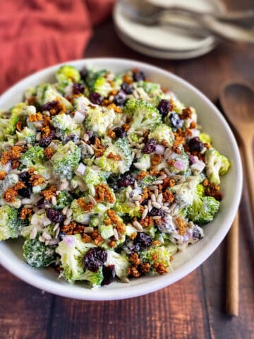 No mayo broccoli salad in bowl.