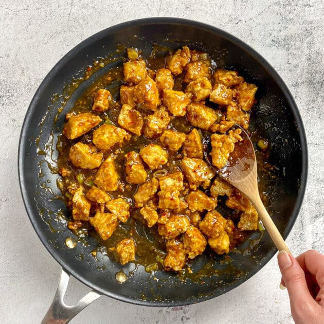 General Tso Tofu in a skillet.
