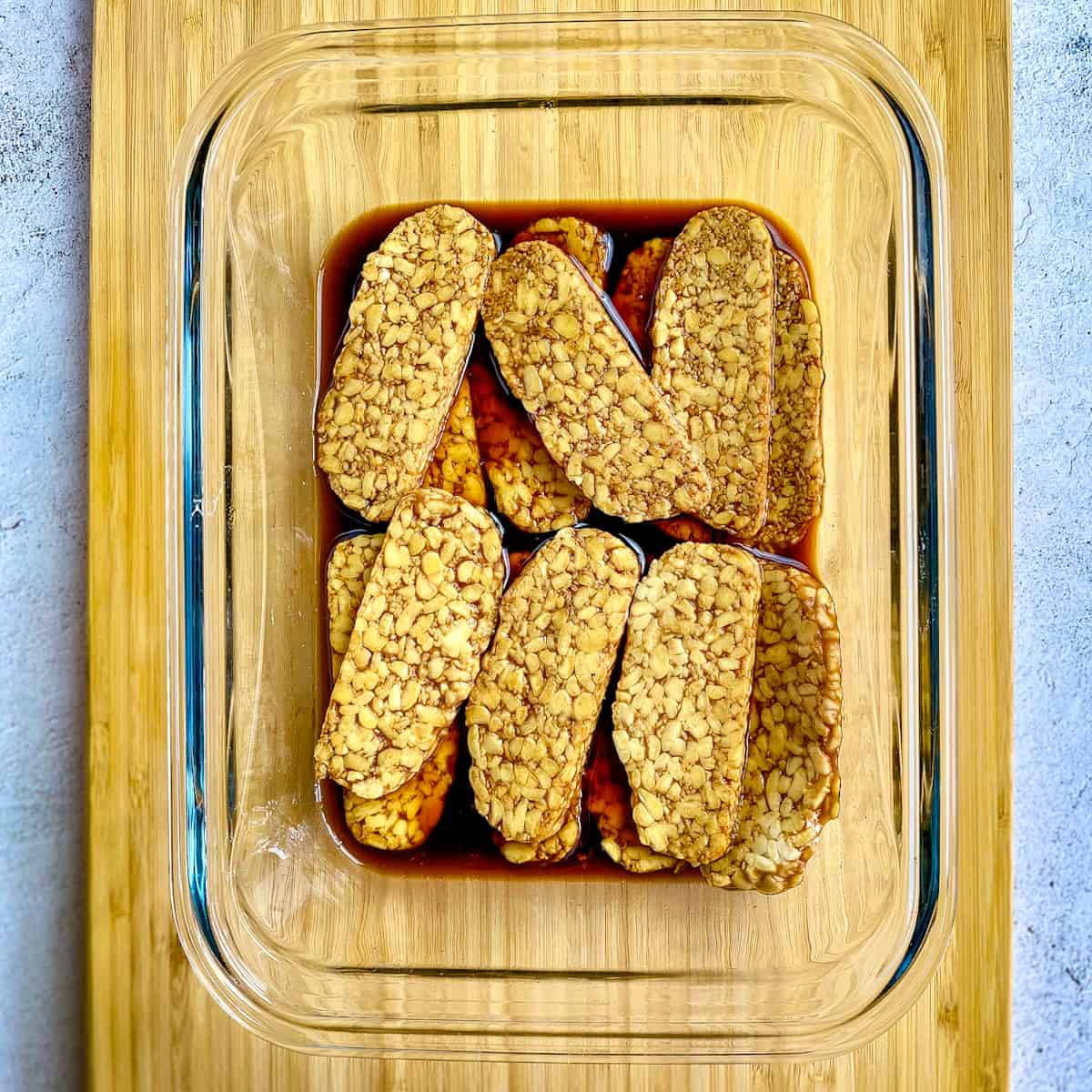Tempeh in marinade.