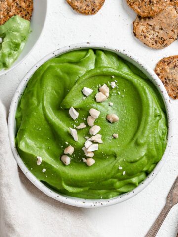 Vegan spinach dip in bowl.