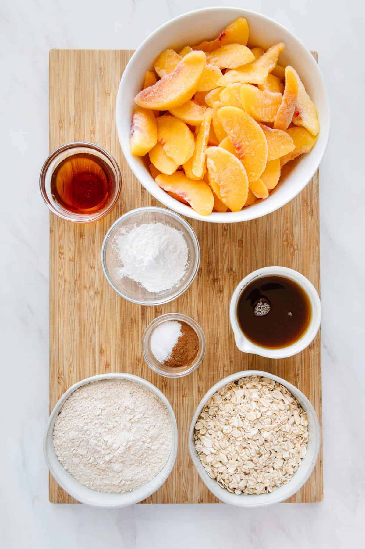 Vegan peach crisp ingredients.