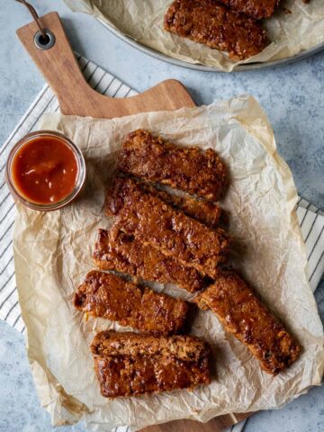 Vegan seitan ribs.